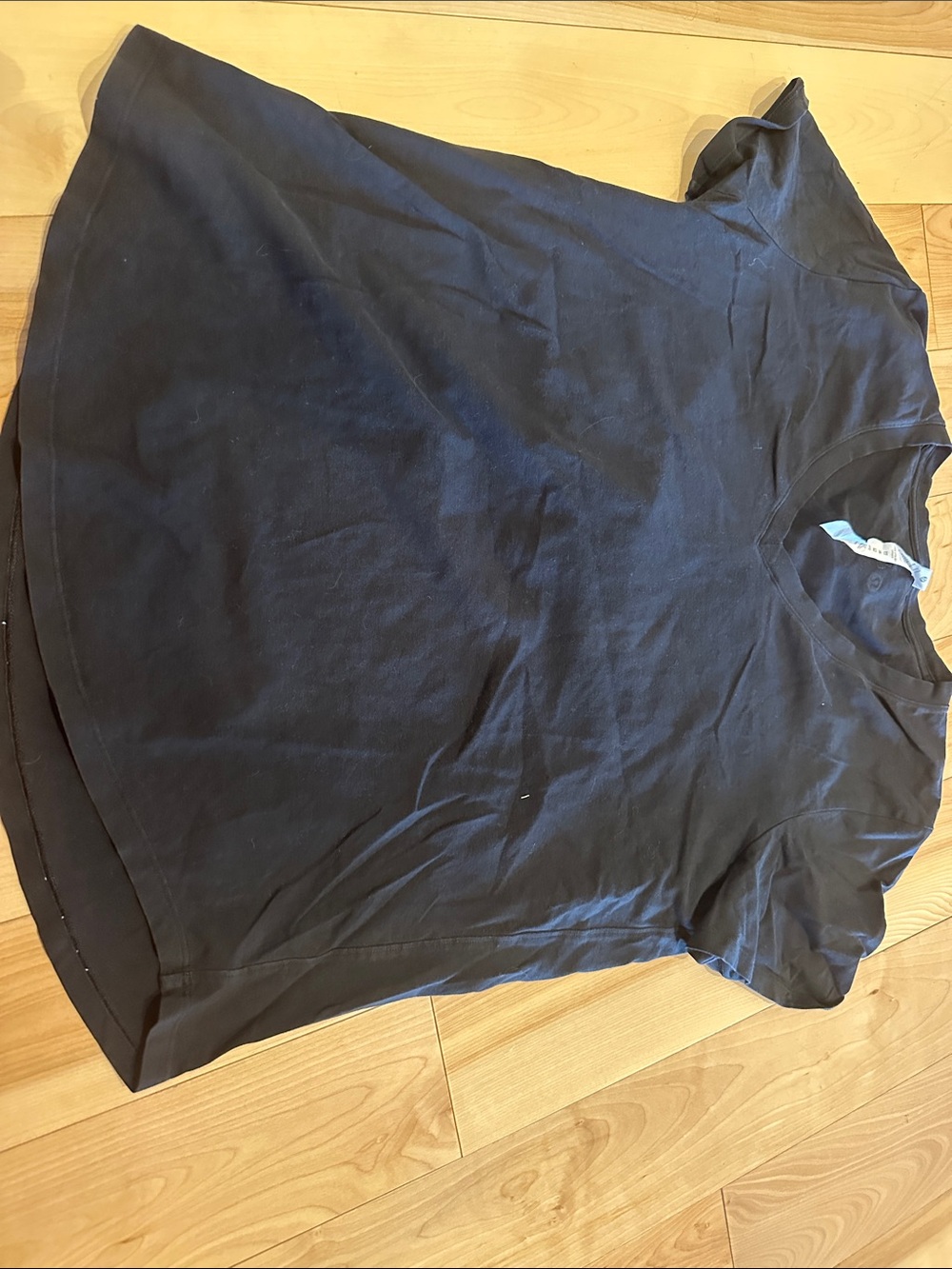 lululemon athletica love Black V-Neck Tee